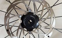 NEU Vision Metron SL45 Carbon Laufradsatz 45mm – inkl. Pirelli P ZERO Race TLR RS 30 mm + Kassette 11–34 kaufen in Berne #4 | velomarkt.ch