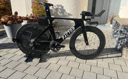 Factor Slick | Factor Slick in super Zustand mit 2 Laufradsätzen | velomarkt.ch