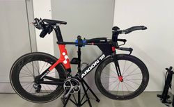 Argon 18 E118 Triathlon-/Zeitfahrrad – Top ausgestattet | Dura-Ace, Zipp Laufräder, Powermeter, ca. 2000km | velomarkt.ch