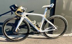 Rennrad Pinarello weiss Dogma F10 Disc | Edelrennrad, weiss, Sram E-Tap | velomarkt.ch