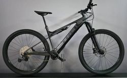 Trek E-Caliber 9.6 Carbon XT 18.45 kg L kaufen in St. Gallen #3 | velomarkt.ch
