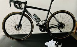 NEUWERTIG! Specialized Aethos Dura-Ace Di2 – 7‘990 statt 14’000 – nur 20km gefahren! | Specialized Aethos Dura-Ace Di2: 7990 statt 14000 | velomarkt.ch