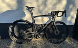 Pinarello X3 56cm Schwarz | Pinarello X3 56cm, Schwarz, Shimano 105 Di2 | velomarkt.ch