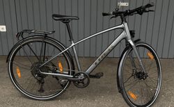 City Bike Trek FX 3 EQ Stadt Velo mit Garantie, Grösse M | Trek City Bike Velo Stadt Garantie Licht | velomarkt.ch