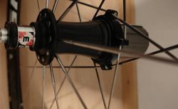 AX Lightness 42 Laufradsatz | Ultraleichter Schlauchreifen Radsatz | velomarkt.ch