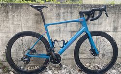 BMC Roadmachine 01 | Das endurance bike mit aero looks | velomarkt.ch