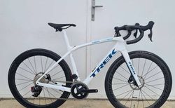 Trek Domane SLR 6 - Sram Rival eTap AXS | Trek Domane SLR 6 - Sram Rival eTap AXS | velomarkt.ch