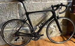 Leichtes Voll Carbon - Aero Rennrad | Airstreeem air one - Rotor Kurbel/Dura-ace Schalt | velomarkt.ch