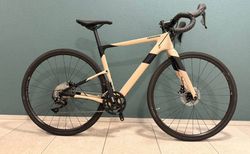 Neuwertiges Cannondale Topstone Carbon | Absolute Carbon Gravel Spass Maschine | velomarkt.ch