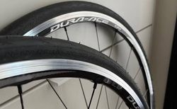 Jantes Shimano Dura-Ace C24 | Jantes Shimano Dura-Ace C24 – Quasi neuves | velomarkt.ch