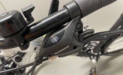 Damen Citybike | Schwarz, 28 Gänge 10-jährig, viel neu | velomarkt.ch