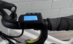 City/Trekking E-Bike Tiefeinstieg – Shimano 7-Gang, LCD-Display, neuwertig kaufen in Zurich #4 | velomarkt.ch