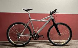 Cannondale Delta V1000 | Revidierter Klassiker: Cannondale Delta V1000 | velomarkt.ch