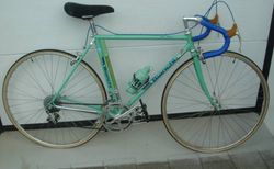 Bianchi Specialissima Super Leggera | Campagnolo Superrecord Gruppe | velomarkt.ch