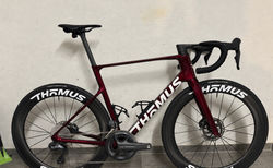 Thömus Sliker R3 Ultimate Di2 Carbon Neu | Thömus Sliker R3 Ultimate Di2 Carbon Neu | velomarkt.ch