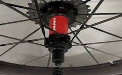 SRAM Rennrad-Laufradsatz 60/80 mm für Felgenbremsen kaufen in Bern #2 | velomarkt.ch