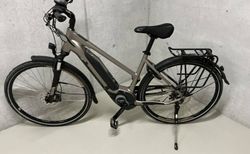 Neuwertiges BERGAMONT E-Bike, bronce/black/grey | Mit diesem E-Bike wurde nur ca. 200 Km gefahren | velomarkt.ch