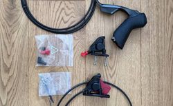 Sram Rival AXS Shift/Hydraulic Disc Brake E1 | Neu: Rival AXS Shift/Hydraulic Disc V und H | velomarkt.ch
