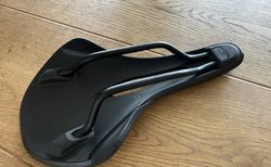 Fizik Vento Antares R5 140mm Sattel | Neuer Fizik Antares Sattel | velomarkt.ch