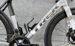 NEUWERTIGES TREK Madone SLR 9 - Gen 8, OCLV 900 Series - Dura Ace Di2-9270 Jhg. 2026 inkl. Garmin Pedal kaufen in Zürich #5 | velomarkt.ch