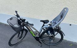Cube E-Bike mit Kindersitz – perfekt für sommerliche Ausflüge! | Cube Kathmandu EXC | velomarkt.ch