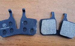 Pads  KREMORV  (fuer Scheiben Bremsen) (NEU) | Model: lt - Pads - KR5 - Harz | velomarkt.ch