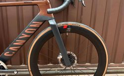 Canyon Aeroad CFR Disc eTap 2025 kaufen in Zurich #5 | velomarkt.ch