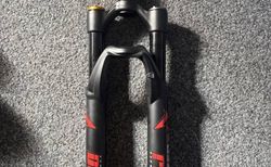 Marzocchi Bomber Dj Gabel 10mal gefahren | Marzocchi Bomber Dj Gabel | velomarkt.ch