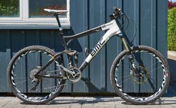 BMC trailfox TF01 XTR | Carbonrahmen, Carbonfelgen, XTR, Sattelabsenkung | velomarkt.ch