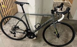 Corratec Corones Disc | Shimano 105 | Gr. 56 | Top Zustand | Top Rennrad, kaum gefahren, wie neu | velomarkt.ch