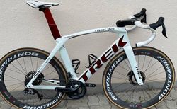 Trek Madone SLR9 | top Aero-Rennvelo | velomarkt.ch
