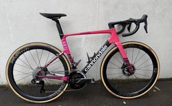 Cannondale SuperSix Evo 4 Hi-Mod Shimano Dura-Ace 12s Di2 | Own a pro bike from WT team EF Pro Cycling | velomarkt.ch
