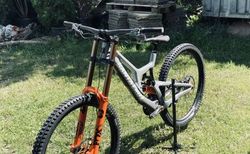 Santa Cruz V10.7 29" | Top gepflegte Downhillmaschine | velomarkt.ch