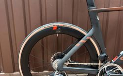 Canyon Aeroad CFR Disc eTap kaufen in Berne #4 | velomarkt.ch