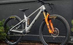 YT Industries Izzo Core 4 | YT Industries Izzo Core 4 | velomarkt.ch