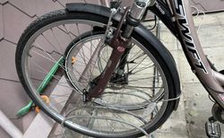 Pinkes Damen trekkingbike – sehr guter Zustand kaufen in Basel-Landschaft #2 | velomarkt.ch