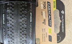 2x Hutchinson Caracal Race 40mm Gravel Reifen kaufen in Bern #2 | velomarkt.ch