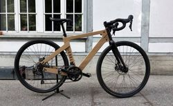 My Esel Gravelbike Gr.S | Holzgravel fabrikneu, grx Bremsen und Schaltung | velomarkt.ch