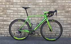 Wilier Verticale SLR, Grösse L (55.9) | Farbe: hulk green matt & glossy | velomarkt.ch