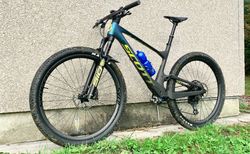 Scott Spark RC World Cup AXS | Jahrgang 2022, seit 3 Jahren nicht mehr gefahren | velomarkt.ch