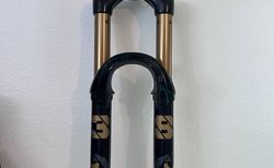 Fox 38 Factory 170mm Grip X2 | Fox 38 Factory 170mm Grip X2 29'' 15x110 | velomarkt.ch