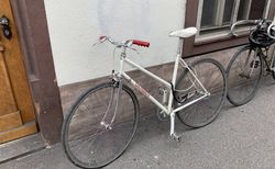 GESTOHLEN Gerber Damenvelo | Gerber Damenvelo Weiss und Rot | velomarkt.ch