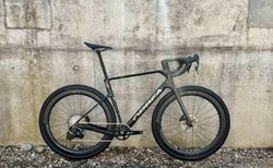 Orbea Terra Race M31eLTD 1x AXS | Grösse L | Oquo RP50LTD Carbon | ! Sommeraktion ! | velomarkt.ch