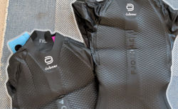 Deboer Neopren Fjord 4.0 Frauen XL und L | Testanzüge neuwertig FXL und FL Neupreis 660.- | velomarkt.ch