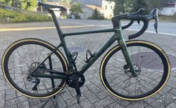 Scott Addict RC15 Ultegra DI2 Gr.S | Scott Addict RC15 Gr.S, Komodo Green, Ultegra DI2 | velomarkt.ch
