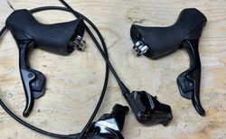 SRAM FORCE D2 Brake levers, calipers and hoses | SRAM FORCE D2 Brake levers, calipers and hoses | velomarkt.ch
