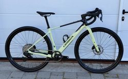 Orbea Terra Gravelbike S 2025 | Carbon elektronische Schaltung Sram Rival | velomarkt.ch