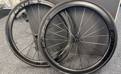 Cadex 42 - Karbon-Wheelset für Scheibenbremse, mit Shimano HG und 30mm Reifen | Cadex 42 - Karbon-Wheelset, Disc-Breaks, HG | velomarkt.ch