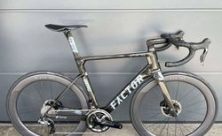 FACTOR Ostro Vam,Shimano Dura Ace Di2 Disc | FACTOR Ostro Vam,Shimano Dura Ace Di2 Disc | velomarkt.ch