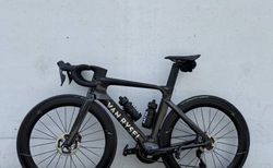 Van Rysel RCR-F2 Pro | Shimano Dura-Ace Di2 12-fach | velomarkt.ch
